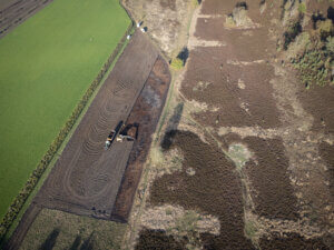 Luchtfoto met locatie van het perceel.